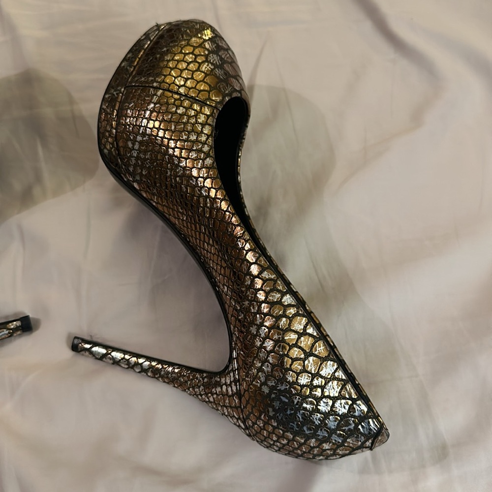Giuseppe Zanotti Metallic Gold Python Embossed Le… - image 3